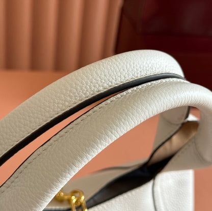 MEDIUM SOFTBIT MAXI SHOULDER BAG 27.5 IN OFF WHITE GRAINY LAMBSKIN