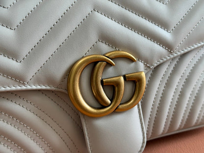 GG MARMONT MATELASSÉ LARGE 26 BAG WHITE CALFSKIN