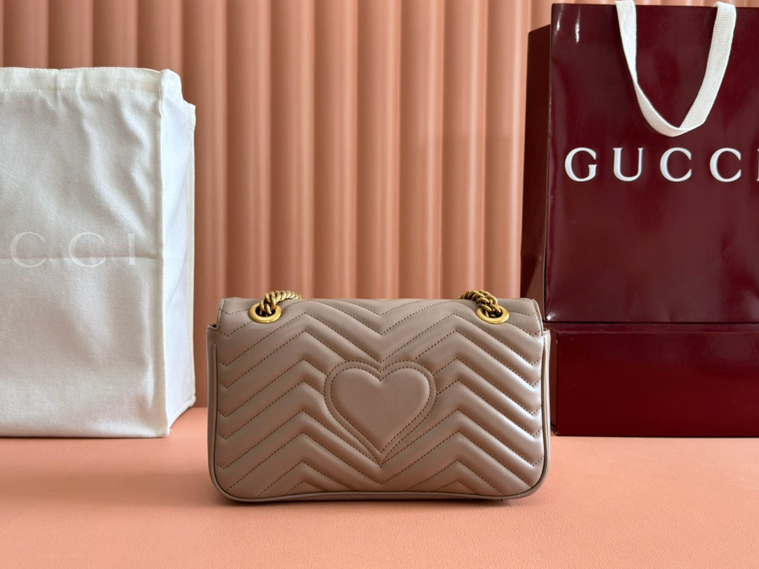 GG MARMONT MATELASSÉ LARGE 26 BAG BEIGE CALFSKIN