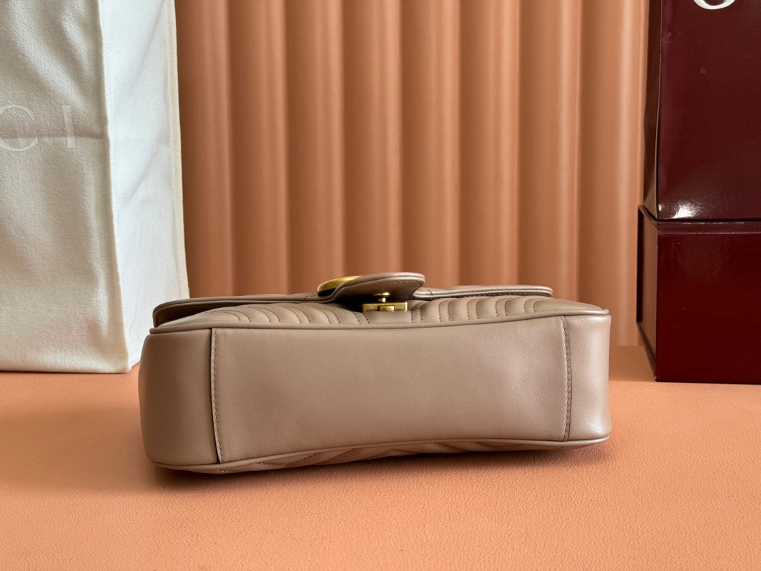 GG MARMONT MATELASSÉ LARGE 26 BAG BEIGE CALFSKIN