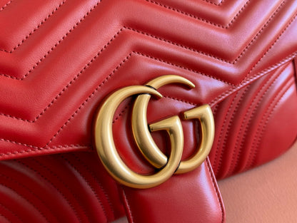 MARMONT SHOULDER BAG 31 IN RED CALFSKIN GOLD CHAIN