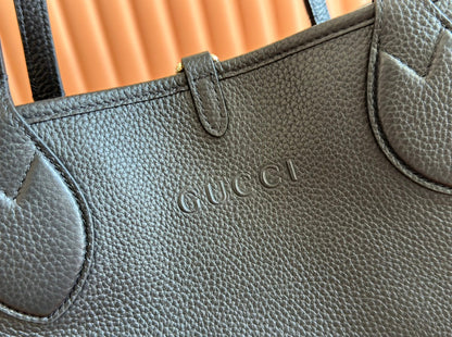 MEDIUM TOTISSIMA REVERSIBLE TOTE BAG 30 IN BLACK CALFSKIN BEIGE AND BROWN GG CANVAS ON SIDE