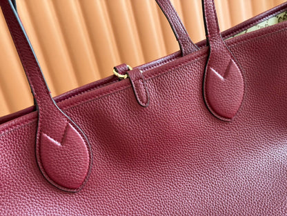 MEDIUM TOTISSIMA REVERSIBLE TOTE BAG 30 IN ROSSO ANCORA RED CALFSKIN BEIGE AND BROWN GG CANVAS ON SIDE