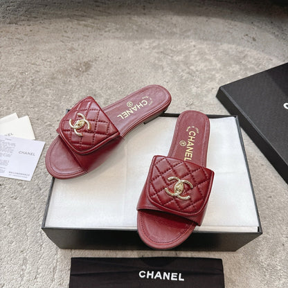 PLATFORM SLIPPERS LOGO IN RUBY RED LAMBSKIN