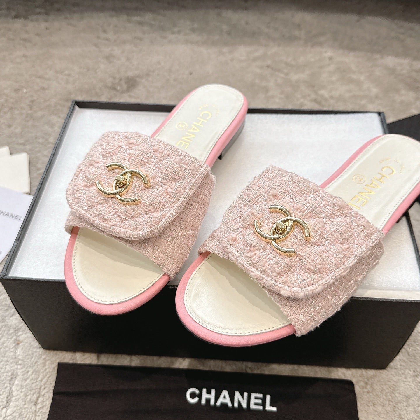 PLATFORM SLIPPERS LOGO IN WHITE MIX PINK TWEED AND LAMBSKIN