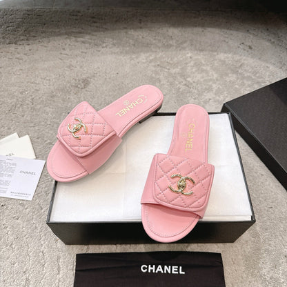 PLATFORM SLIPPERS LOGO IN LIGHT PINK LAMBSKIN