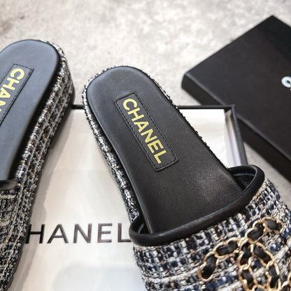 PLASTFORM HEELS IN BLACK TWEED AND CALFSKIN