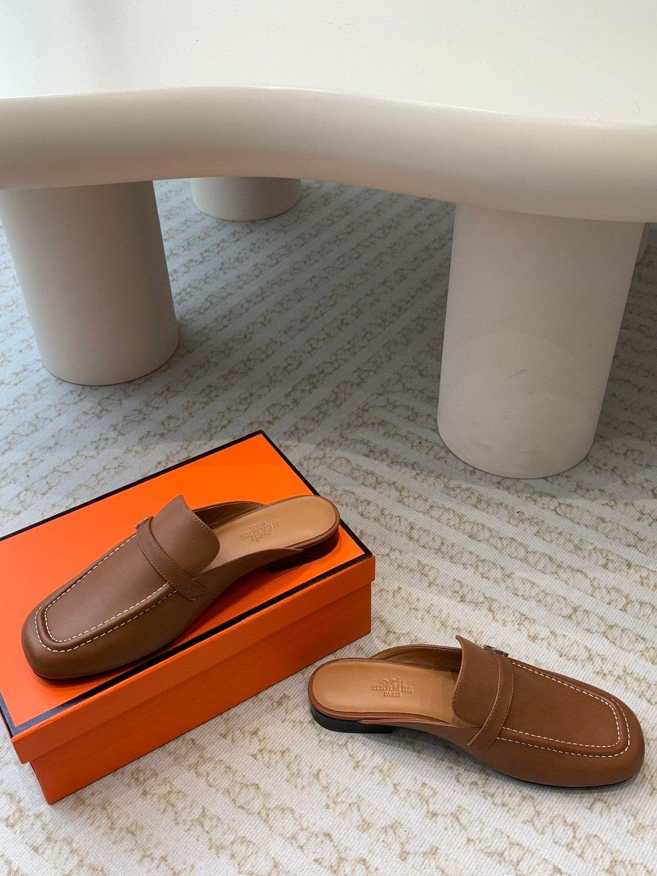 IENA MULE CARAMEL CALFSKIN