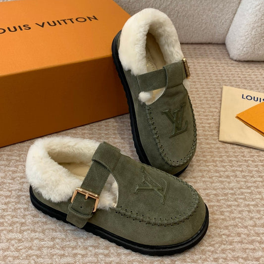 COLORADO COMFORT MARY JANE IN ARMY GREEN SUEDE AND SHEARLING LINING