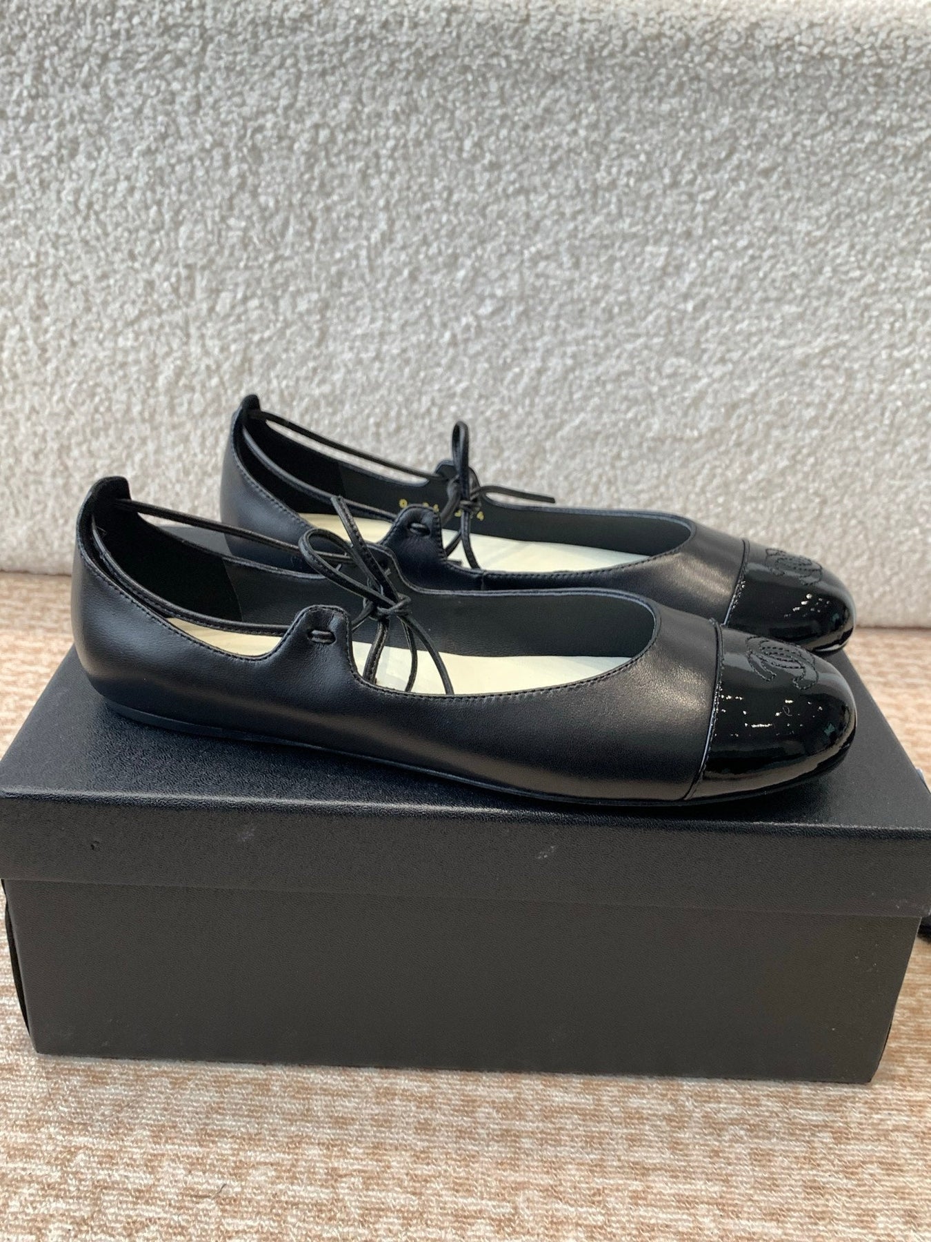 MARY JANE BALLERINA IN BLACK PATENT LAMBSKIN