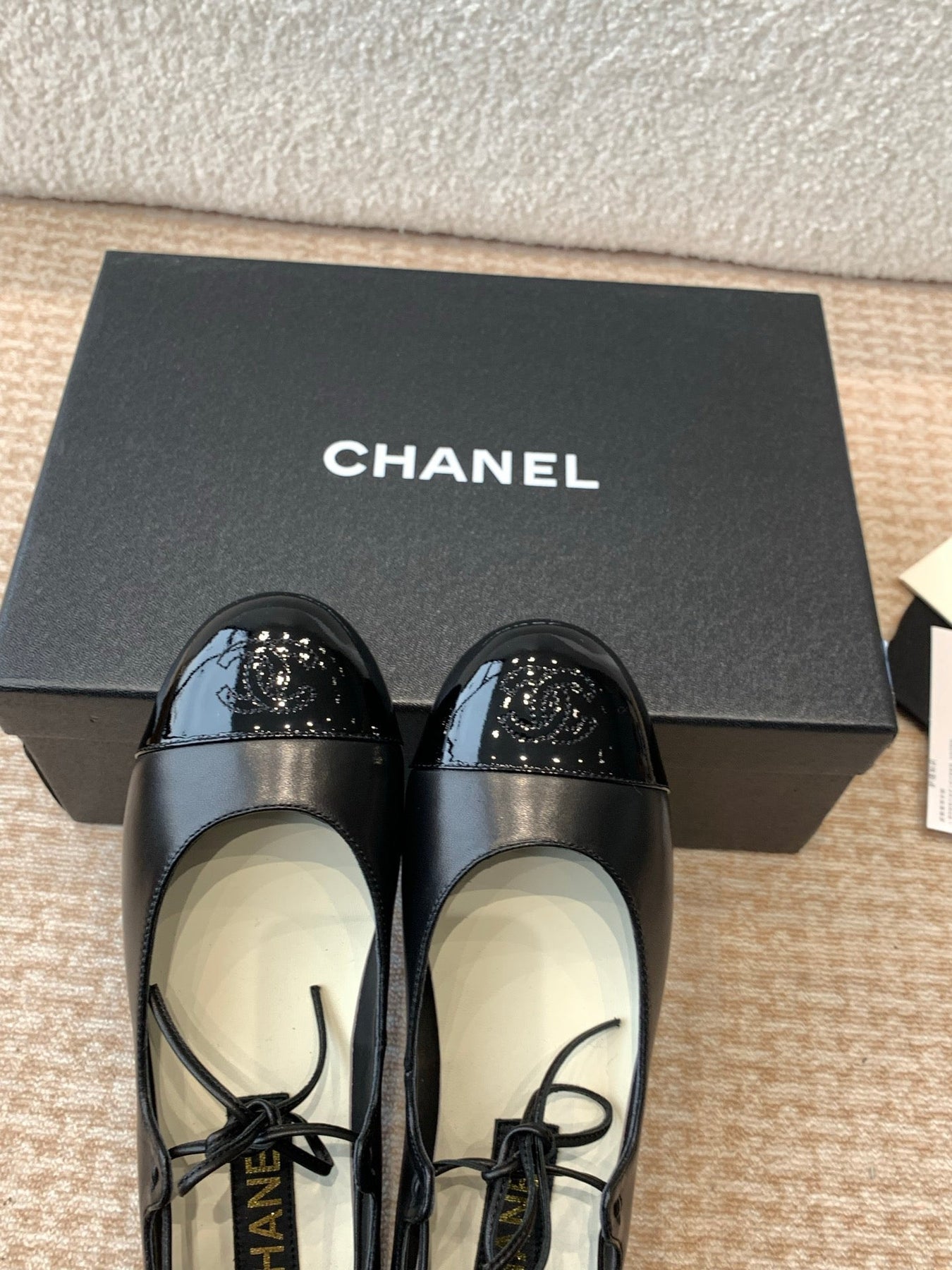 MARY JANE BALLERINA IN BLACK PATENT LAMBSKIN