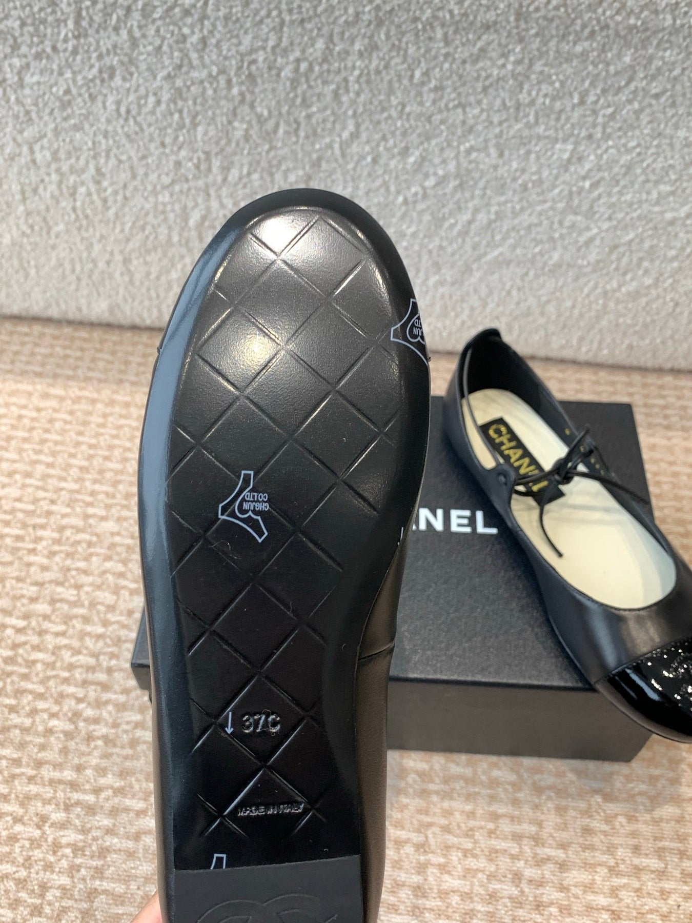 MARY JANE BALLERINA IN BLACK PATENT LAMBSKIN