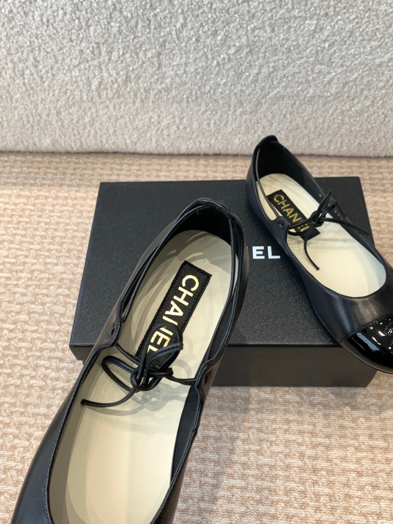 MARY JANE BALLERINA IN BLACK PATENT LAMBSKIN