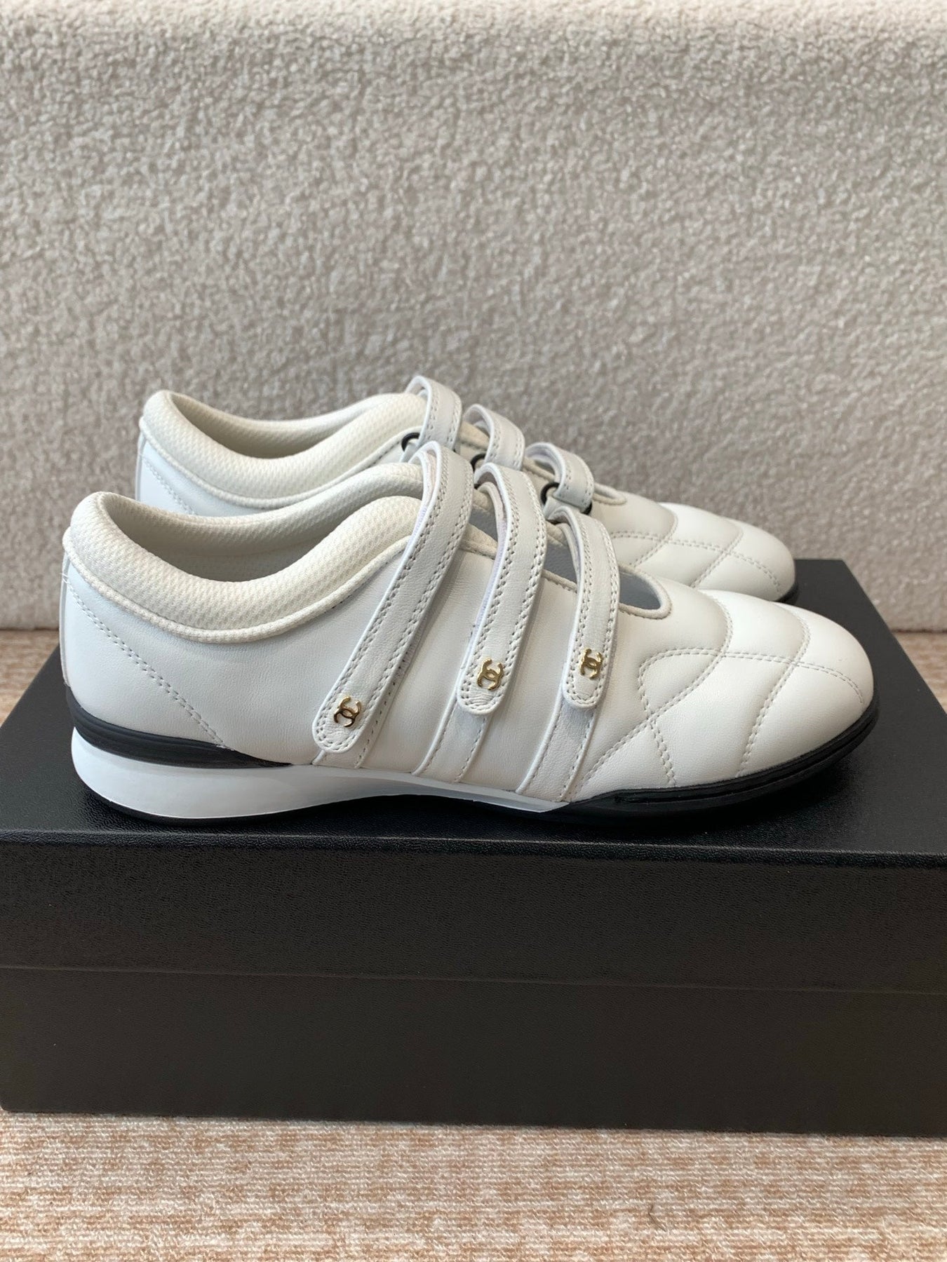 MARY JANE SNEAKERS IN WHITE LAMBSKIN