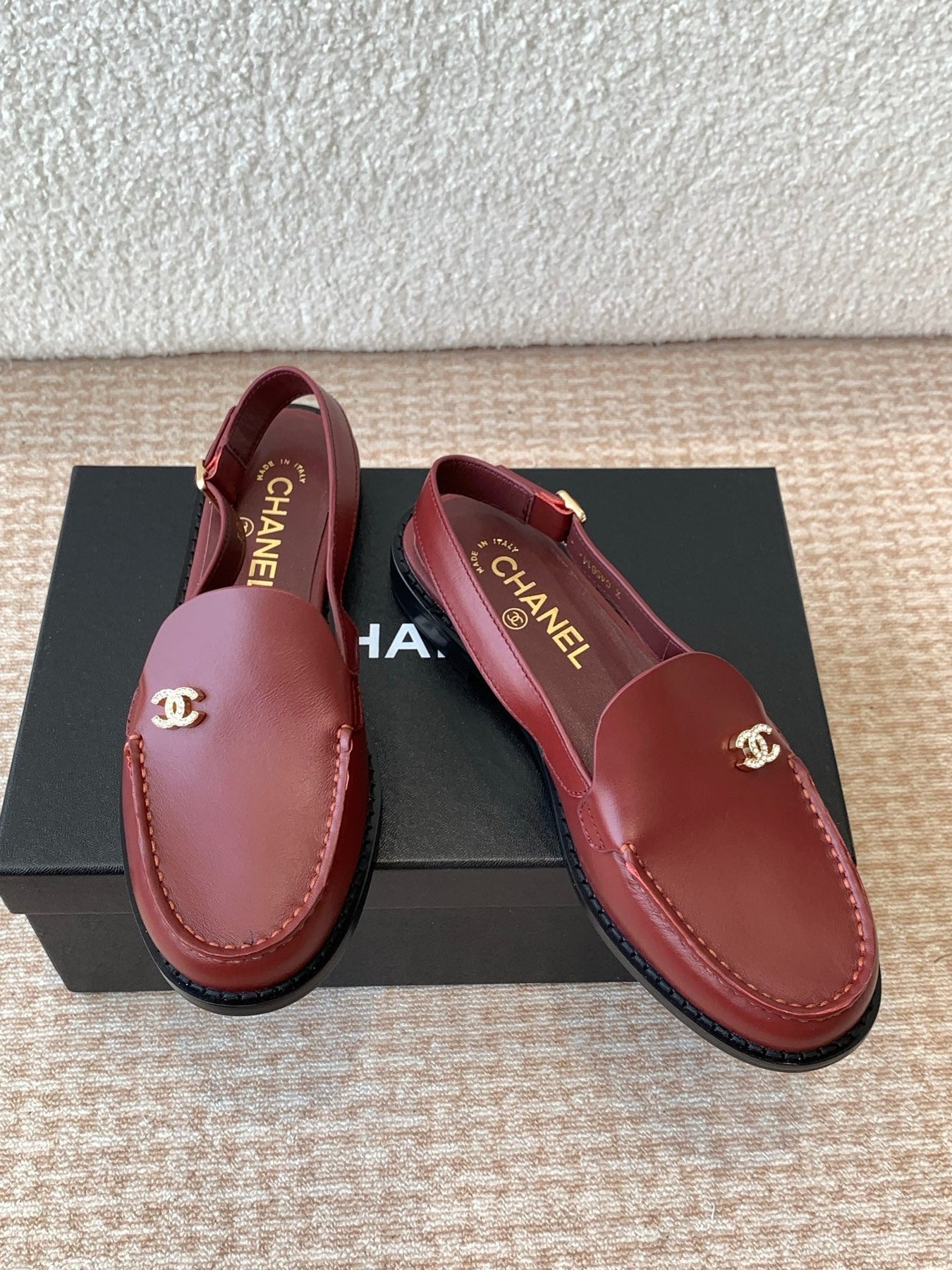 CC MOCCASIN SLINGBACK IN CURRANT RED CALFSKIN