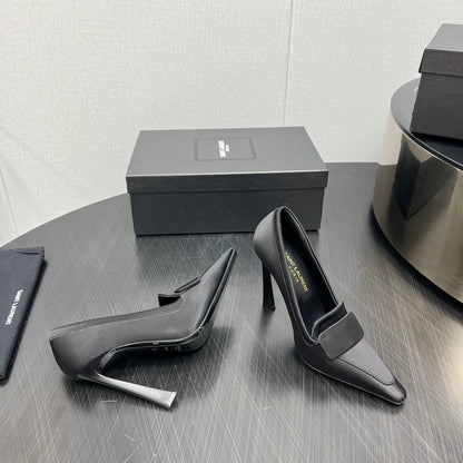 D'ORSAY PUMPS IN BLACK SILK