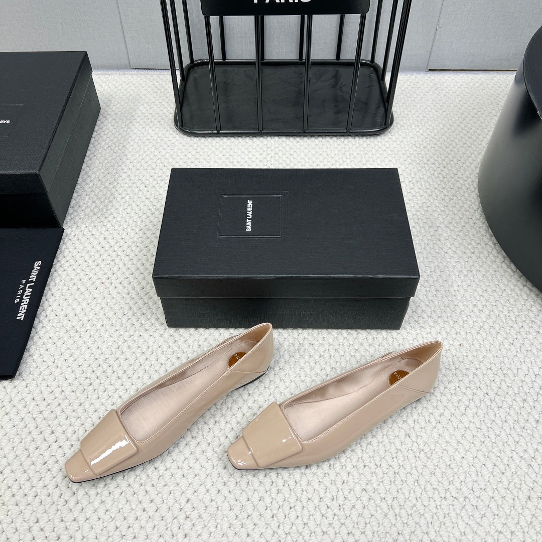 POPPY BALLET FLATS IN BEIGE GLOSSY LAMBSKIN