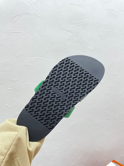 CHYPRE SANDAL OCEAN SUEDE WITH H BUCKLE