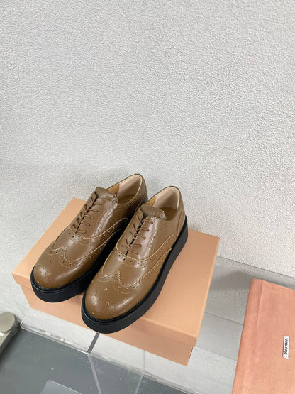 Baroque Thick-Soled Oxford Shoes With Laces Cider Calfskin