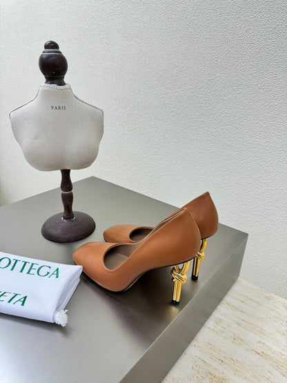 KNOT HIGH PUMP IN BRONZE BROWN AND GOLD METAL HEEL 9 CM