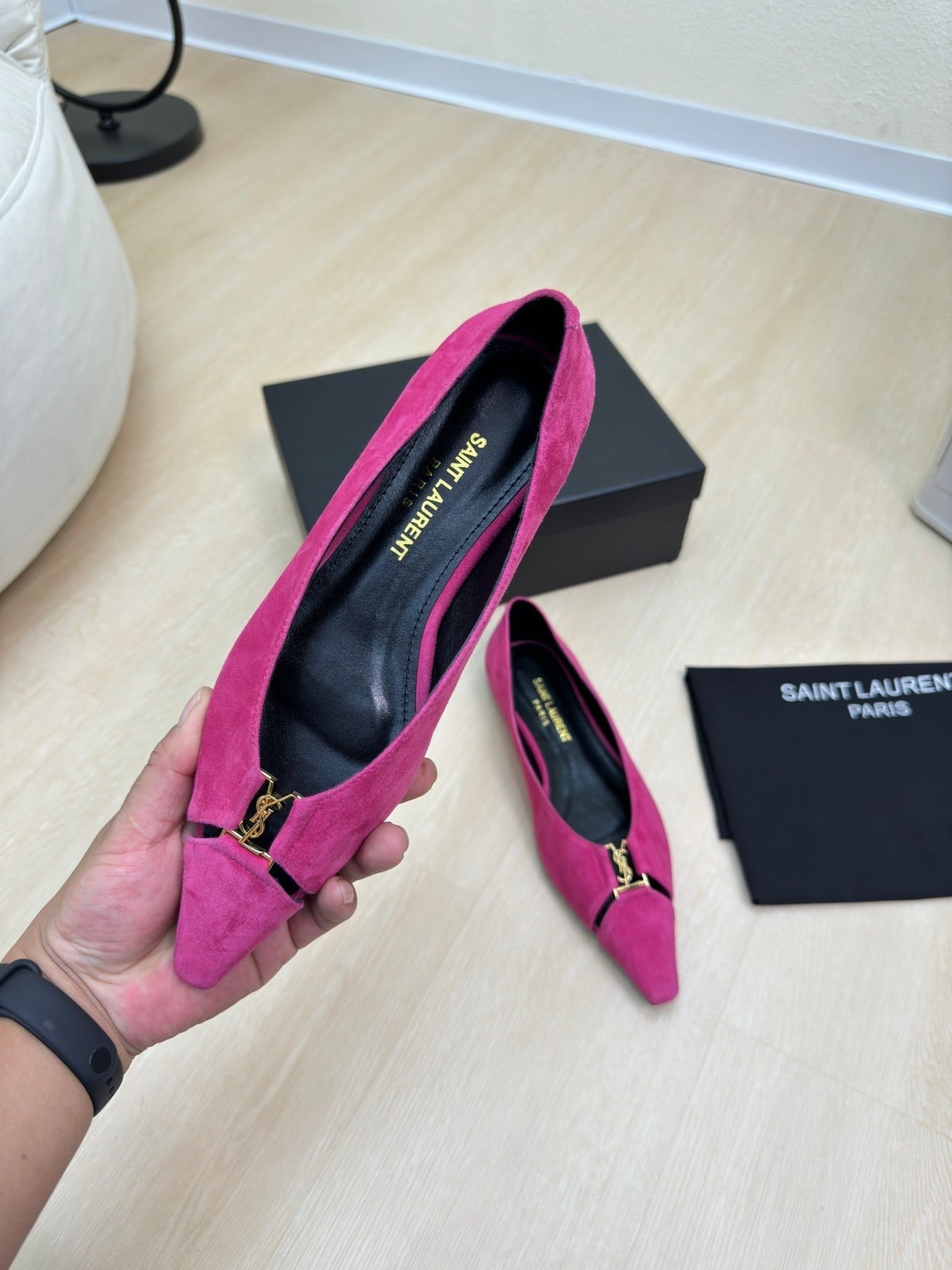 BABYLONE BALLET FLAT IN BRIGHT PINK SUEDE