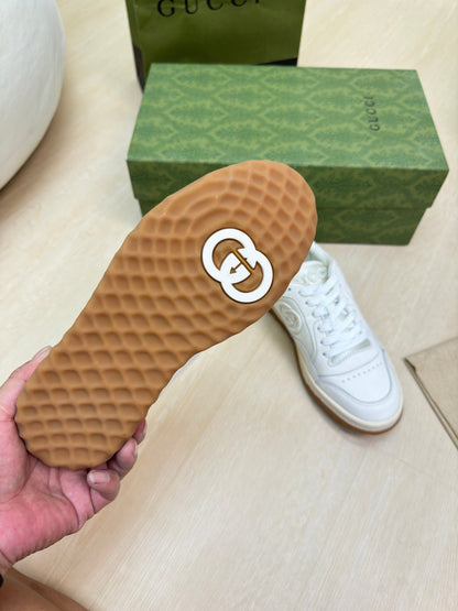 GG INTERLOCKING G SNEAKER WHITE BEIGE CALFSKIN AND FABRIC