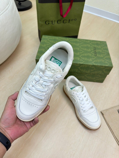 GG INTERLOCKING G SNEAKER WHITE BEIGE CALFSKIN AND FABRIC