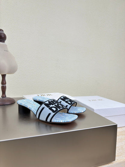 DWAY HEELED SLIDE EMBROIDERED COTTON AND LIGHT PINK MISS DIOR ALLOVER MOTIF 35 MM