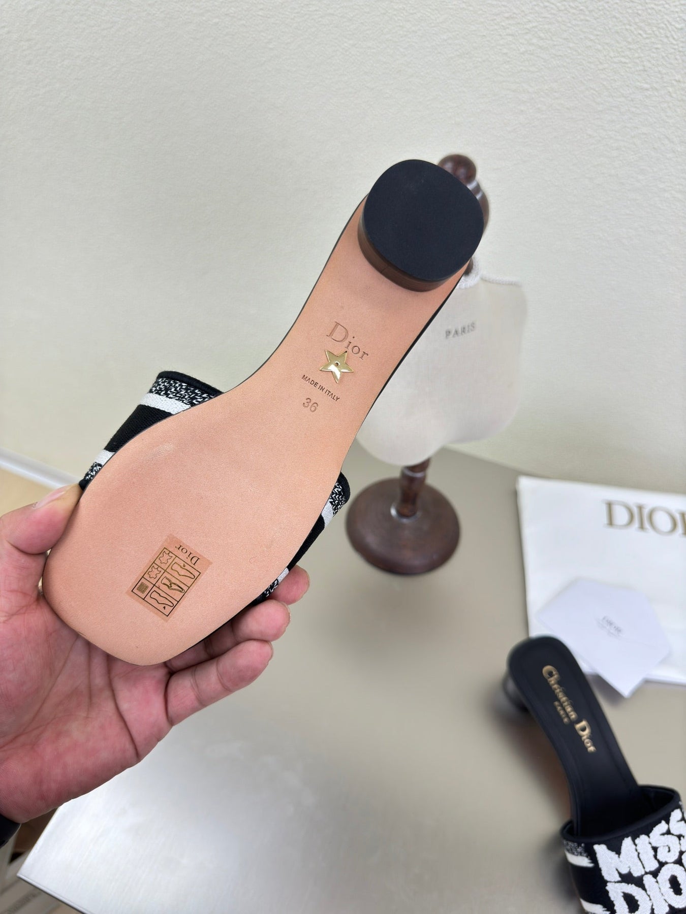 DWAY HEELED SLIDE EMBROIDERED COTTON AND BLACK MISS DIOR ALLOVER MOTIF 35 MM