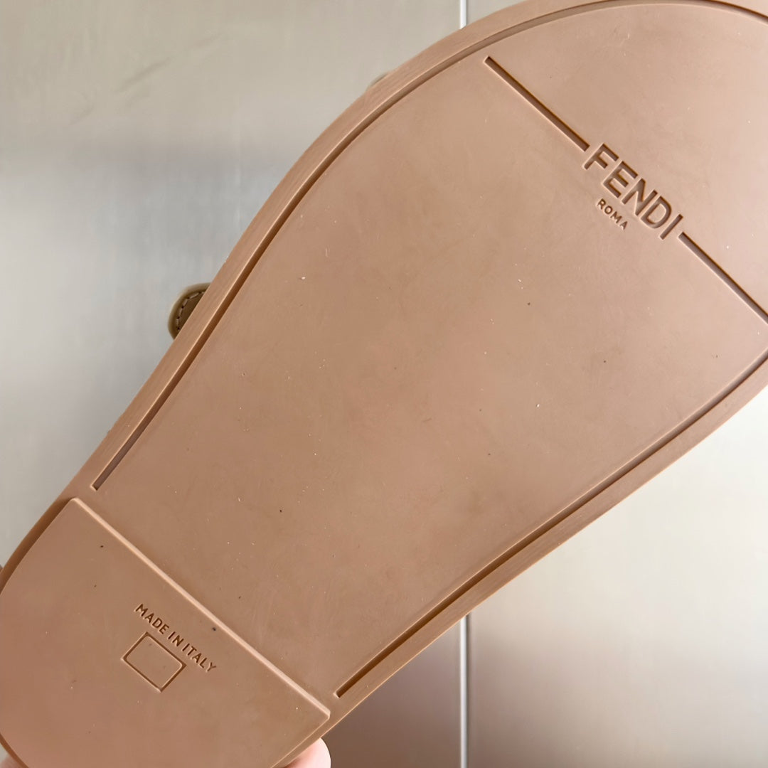 FENDI DAD SANDAL IN WHITE MIX CIDER BROWN MONOGRAM JACQUARD FABRIC