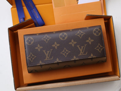 EMILIE WALLET 19 IN CHOCOLATE BROWN MONOGRAM CALFSKIN