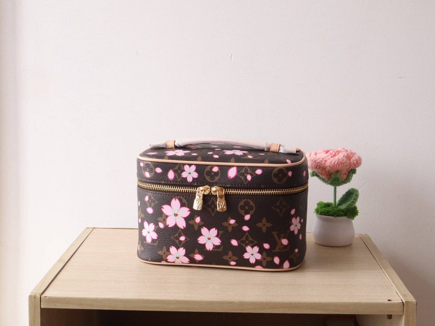 NICE MINI TOILETRY BAG 20 IN SAKURA BROWN MONOGRAM COATED CANVAS