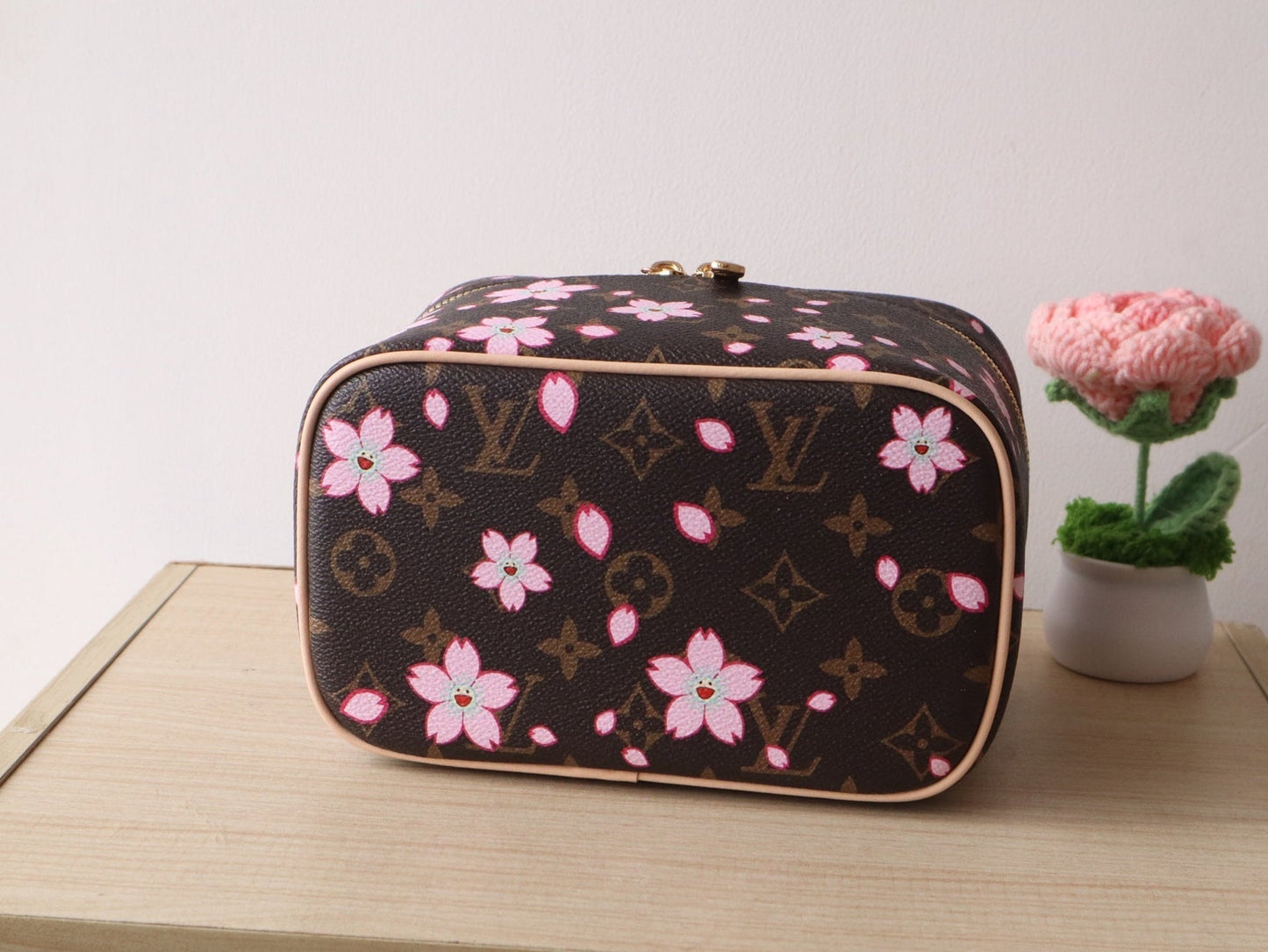 NICE MINI TOILETRY BAG 20 IN SAKURA BROWN MONOGRAM COATED CANVAS
