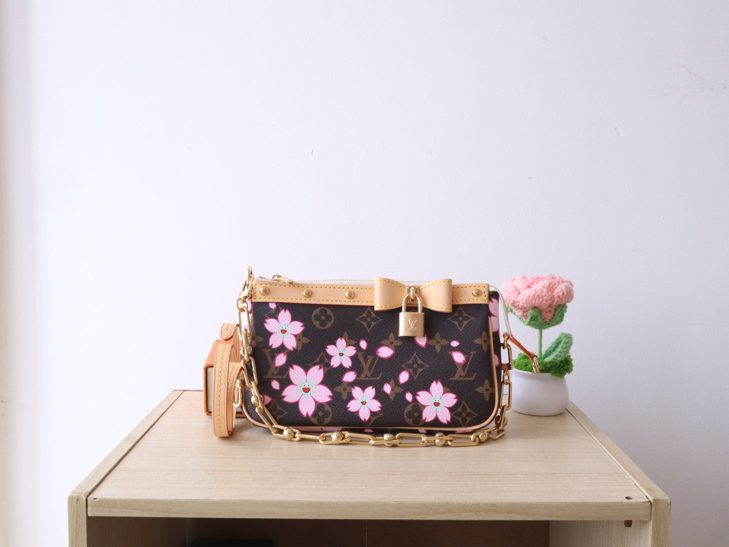 POCHETTE ACCESSOIRES BAG 22 IN SAKURA BROWN MONOGRAM COATED CANVAS