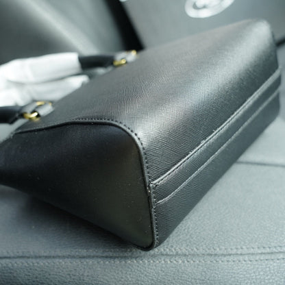 RE-EDITION TOP HANDLE BAG 20 IN BLACK CALFSKIN