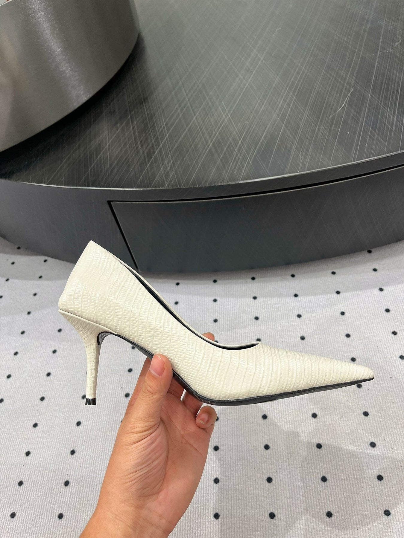 CLASSIC PUMPS 65MM IN CREAM LIZARD PATTERN CALFSKIN