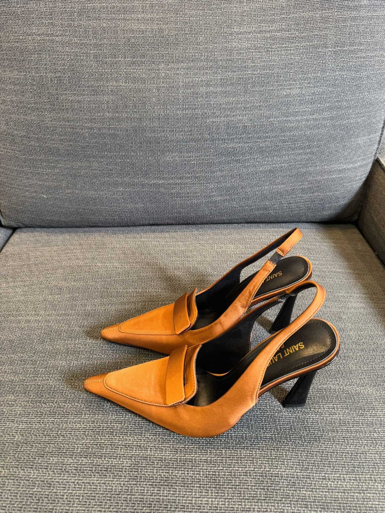 POINTED-TOE SLINGBACK PUMPS IN TANGELO ORANGE SILK