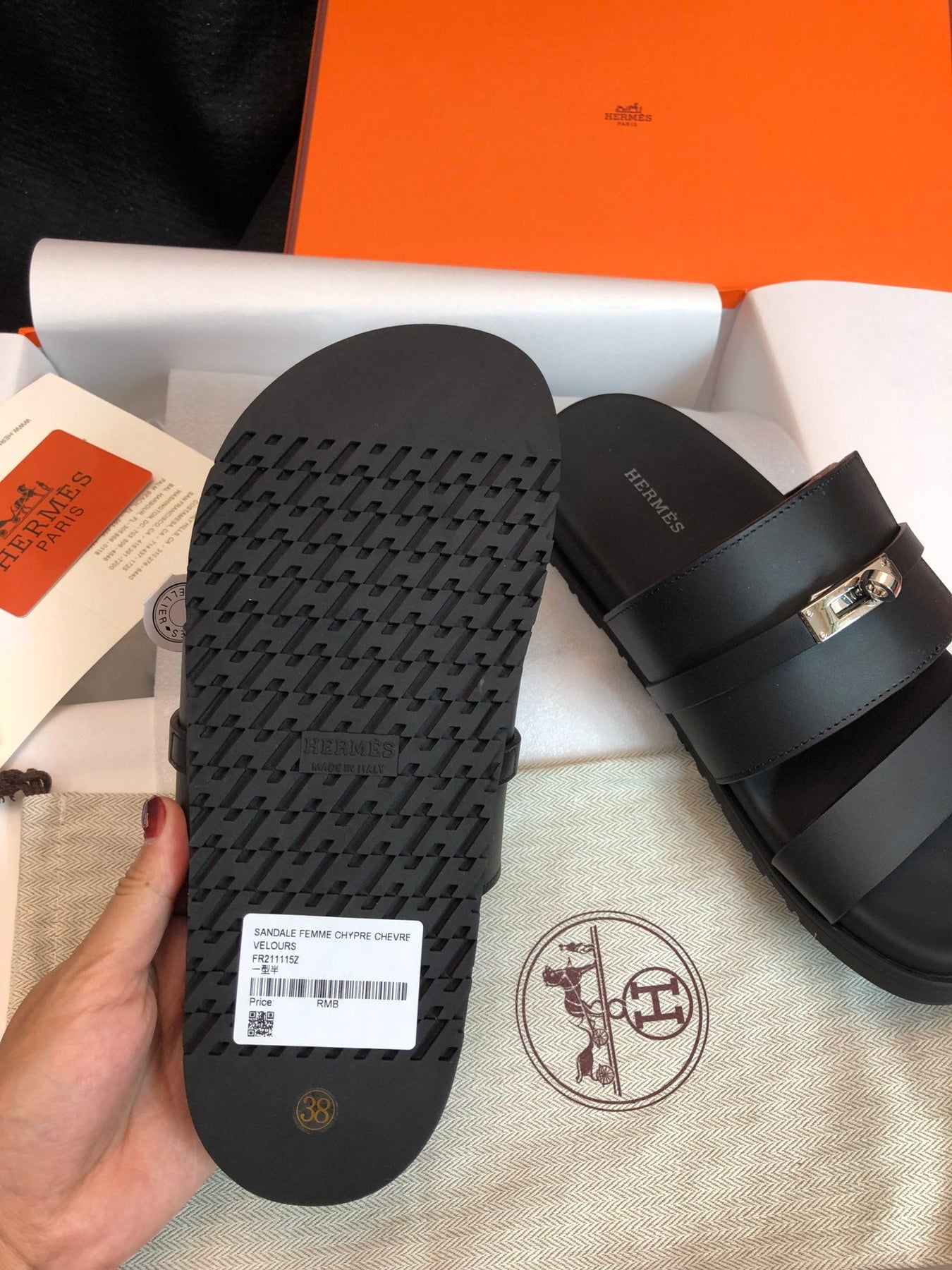 GABRIEL SANDAL MULE IN BLACK CALFSKIN