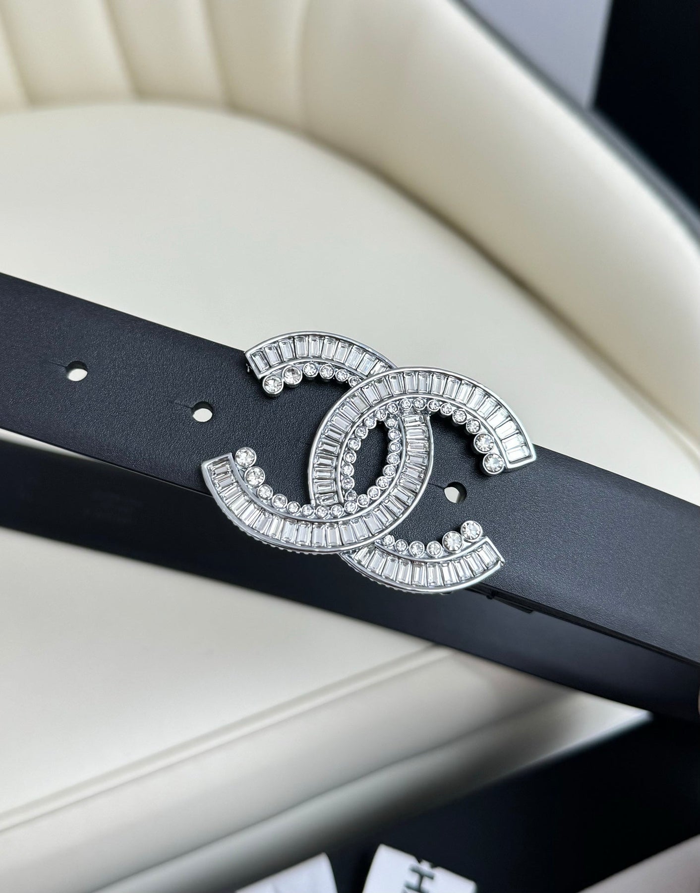 CC BELT 30MM IN BLACK SMOOTH CALFSKIN SILVER HARDWARE ATTACH RHINSTONE