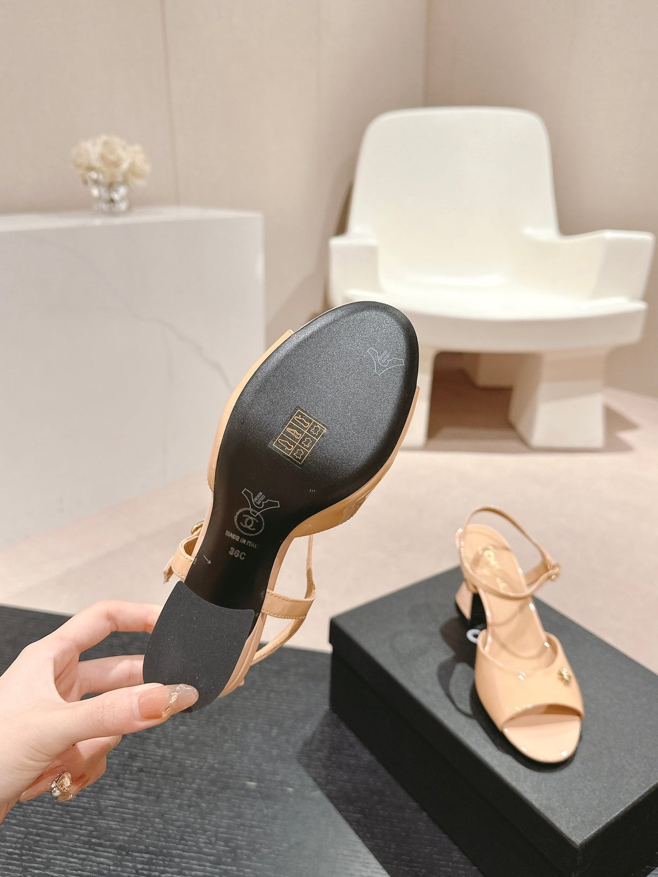 HIGH HEELS SANDAL IN BISQUE CREAM LAMBSKIN