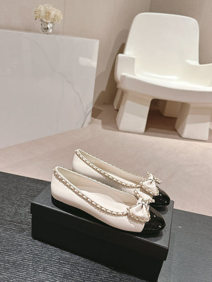 BOWKNOT BALLET FLAT IN WHITE MIX BLACK SHEEPSKIN