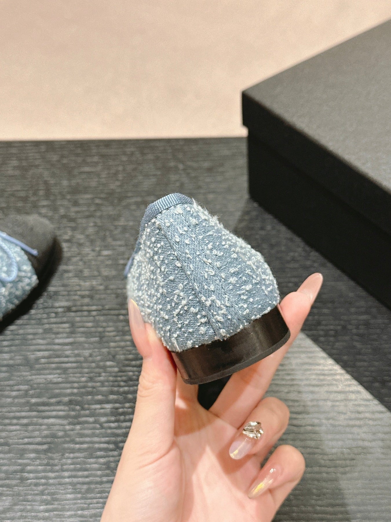 BALLET FLATS IN CERULEAN BLUE DENIM AND BLACK SATIN