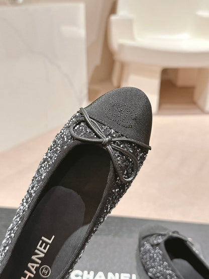 BALLET FLATS IN BLACK MIX WHITE TWEED AND SATIN