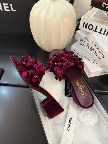 MID HEEL 45 MM MULE IN PLUM PURPLE VELVET