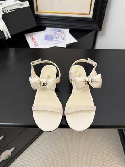 FLAT SANDALS 5 MM IN WHITE CREAM CALFSKIN