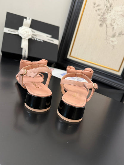 FLAT SANDALS 5 MM IN PEACH PINK CALFSKIN