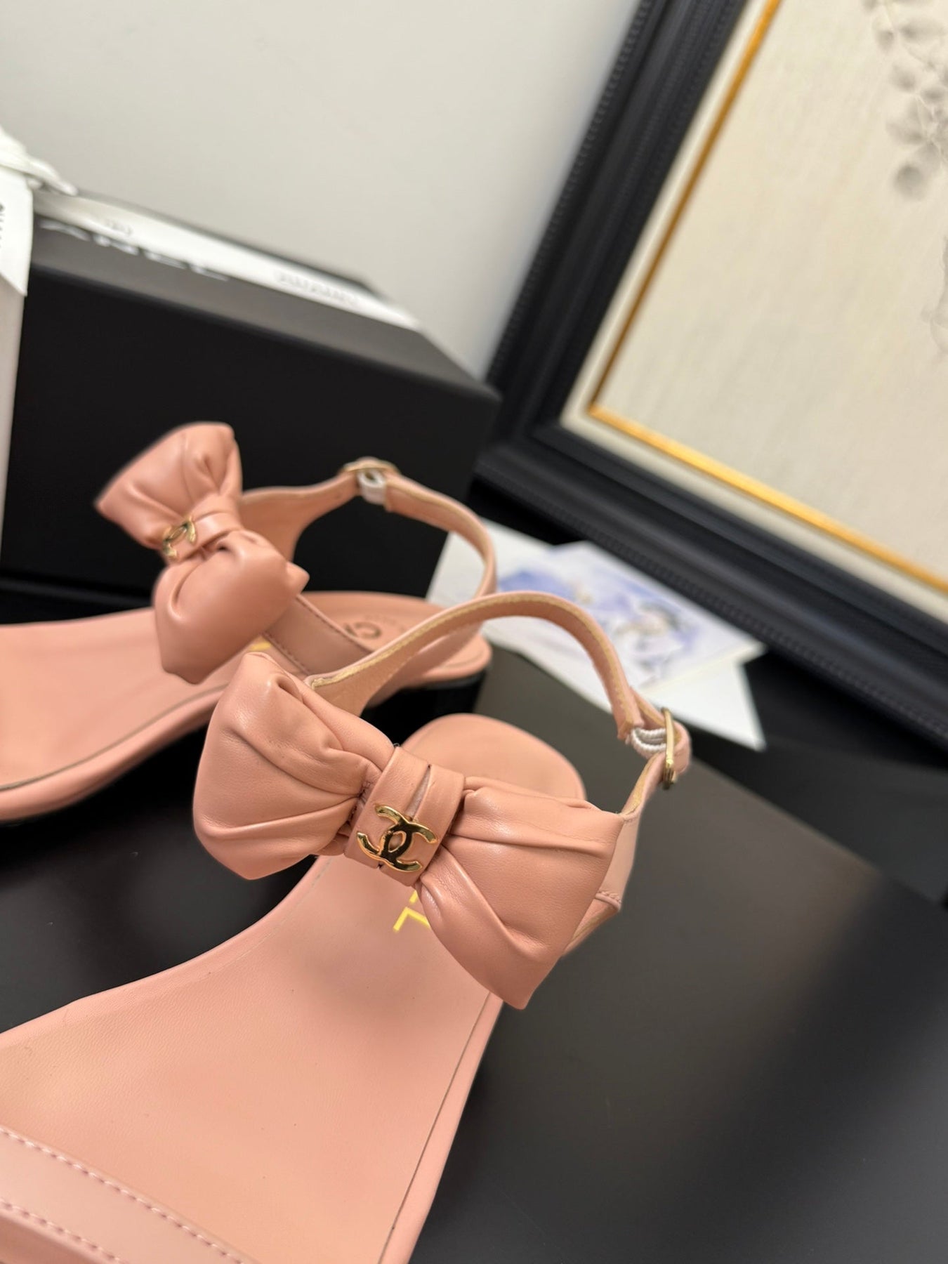 FLAT SANDALS 5 MM IN PEACH PINK CALFSKIN