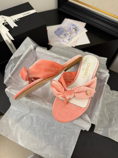 CC 25C Thong Sandal Bow Pink Velvet fabric 233567