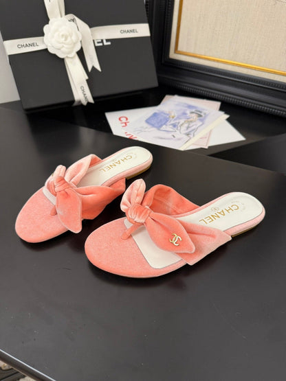 CC 25C Thong Sandal Bow Pink Velvet fabric 233567