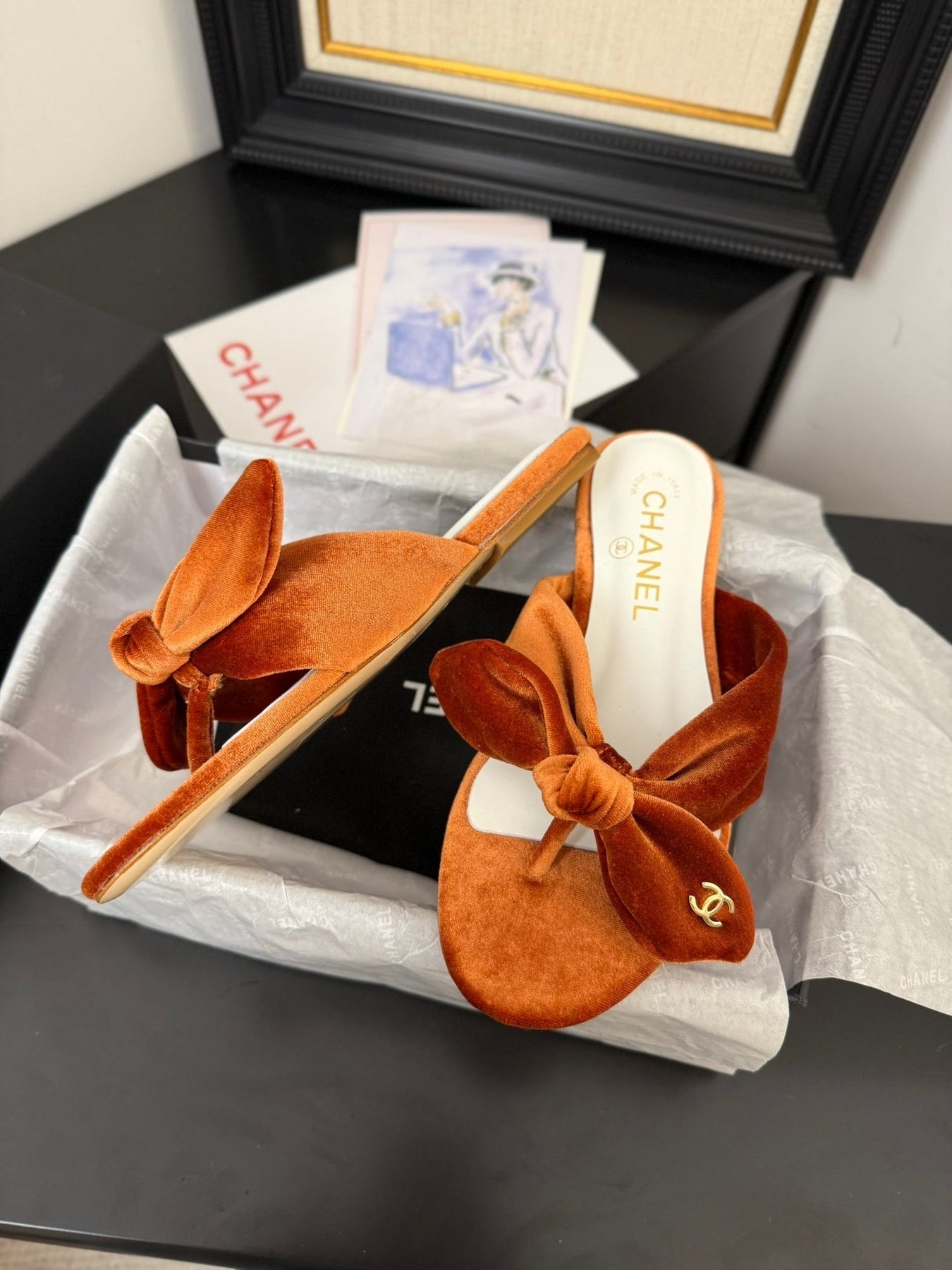 CC 25C Thong Sandal Bow Pumpkin Velvet fabric 233565